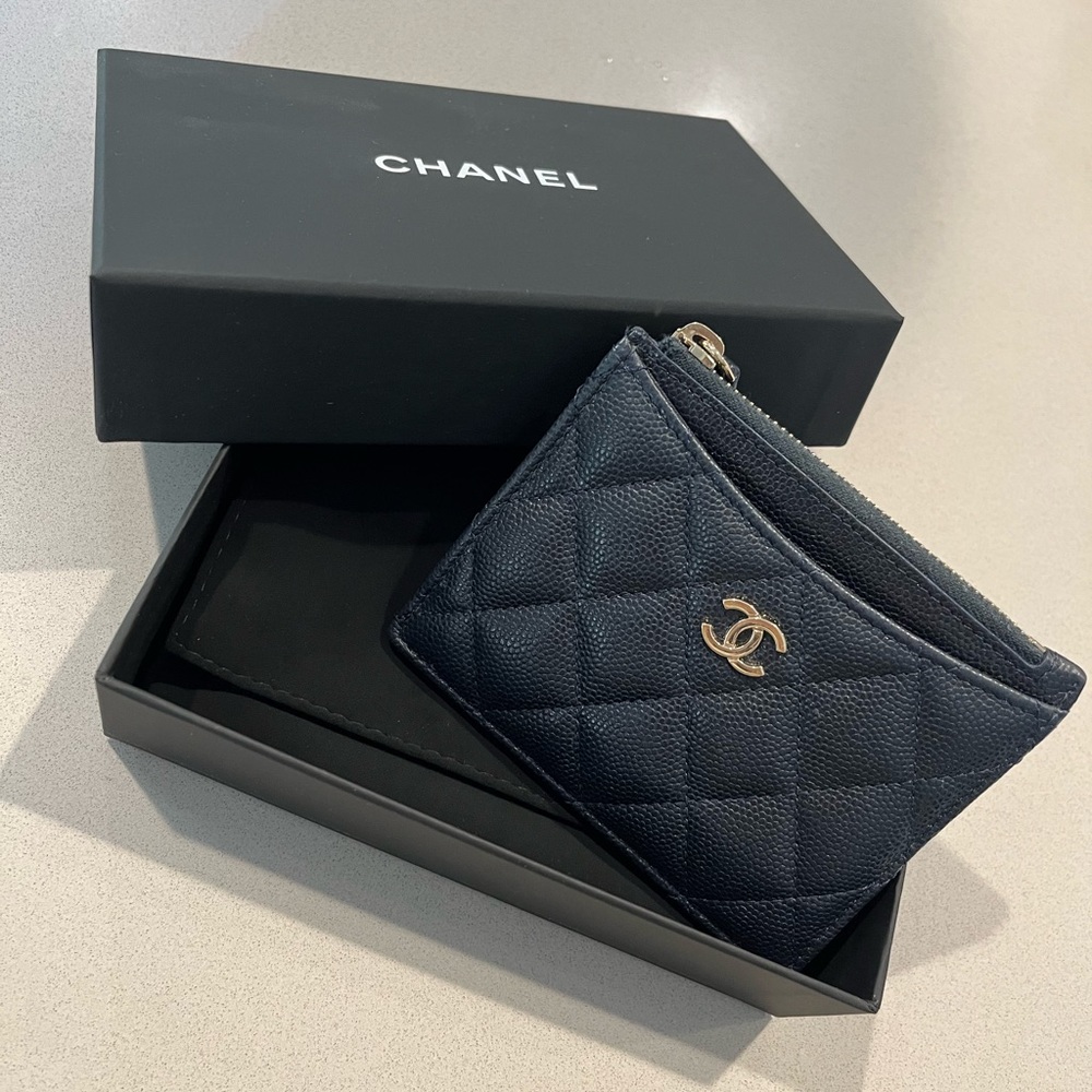 Classic Chanel Small Wallet / Card Holder
